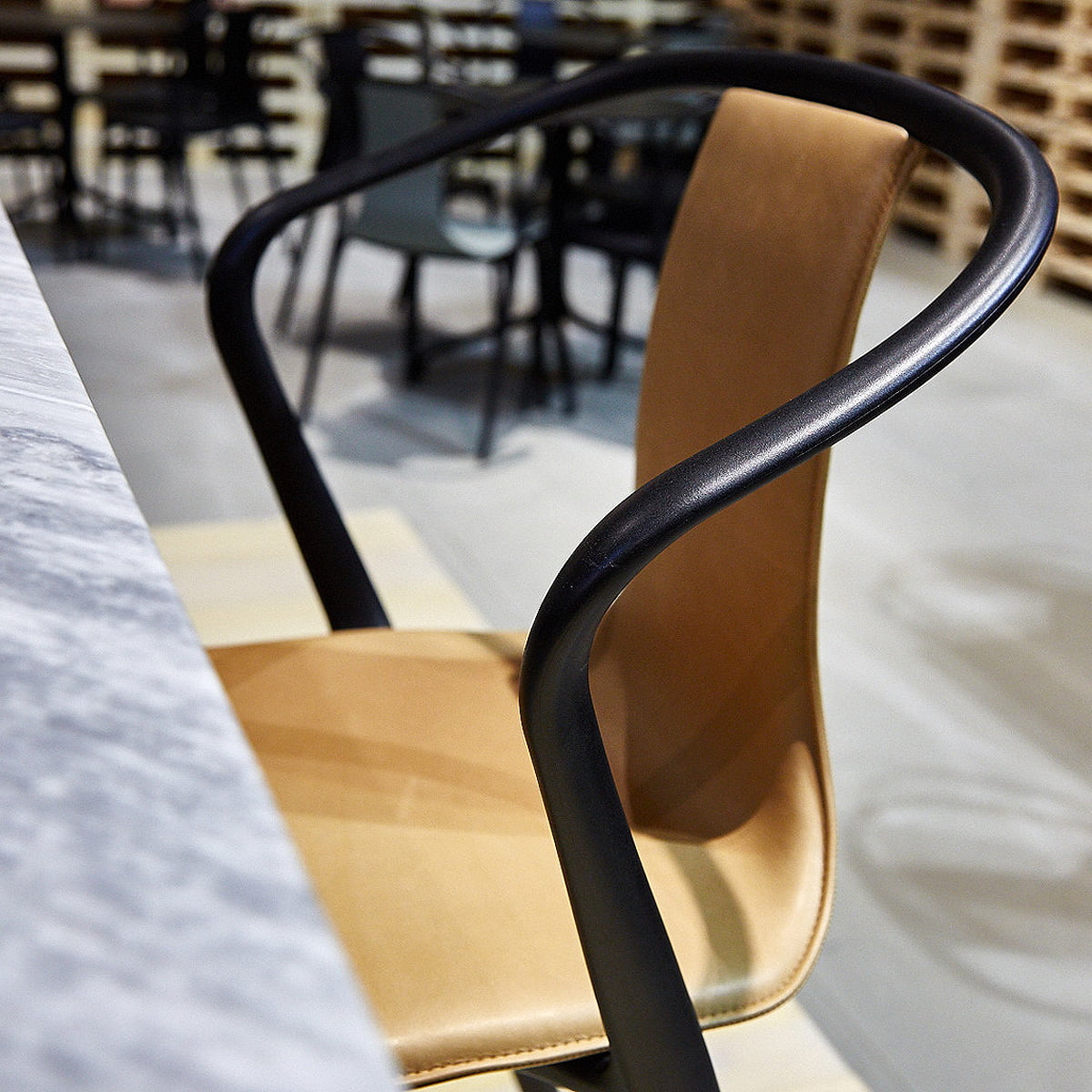 开云（中国） - 坐具|餐椅|办公家具|设计师家具|贝尔维尔休闲椅